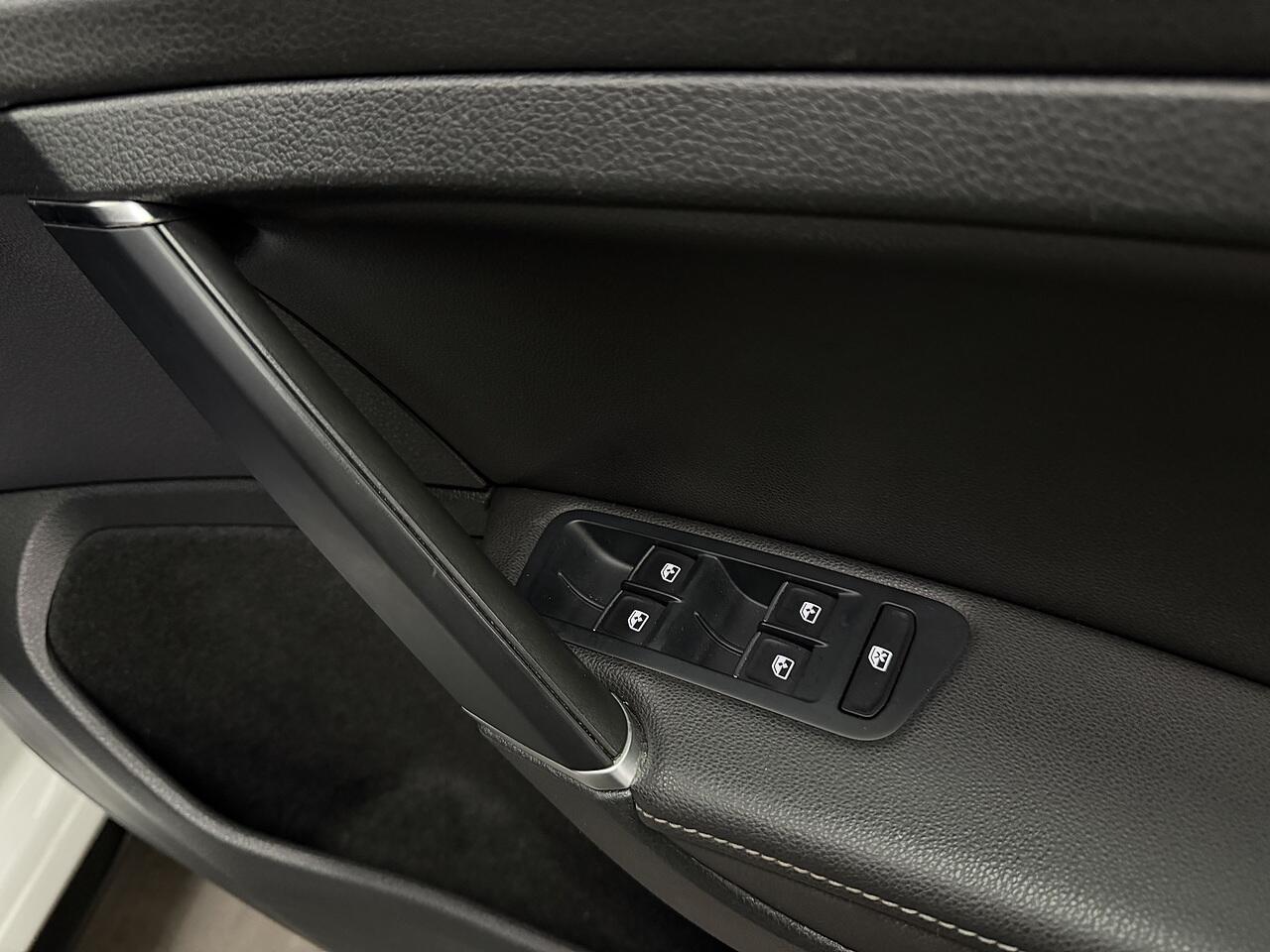Volkswagen Golf view 29