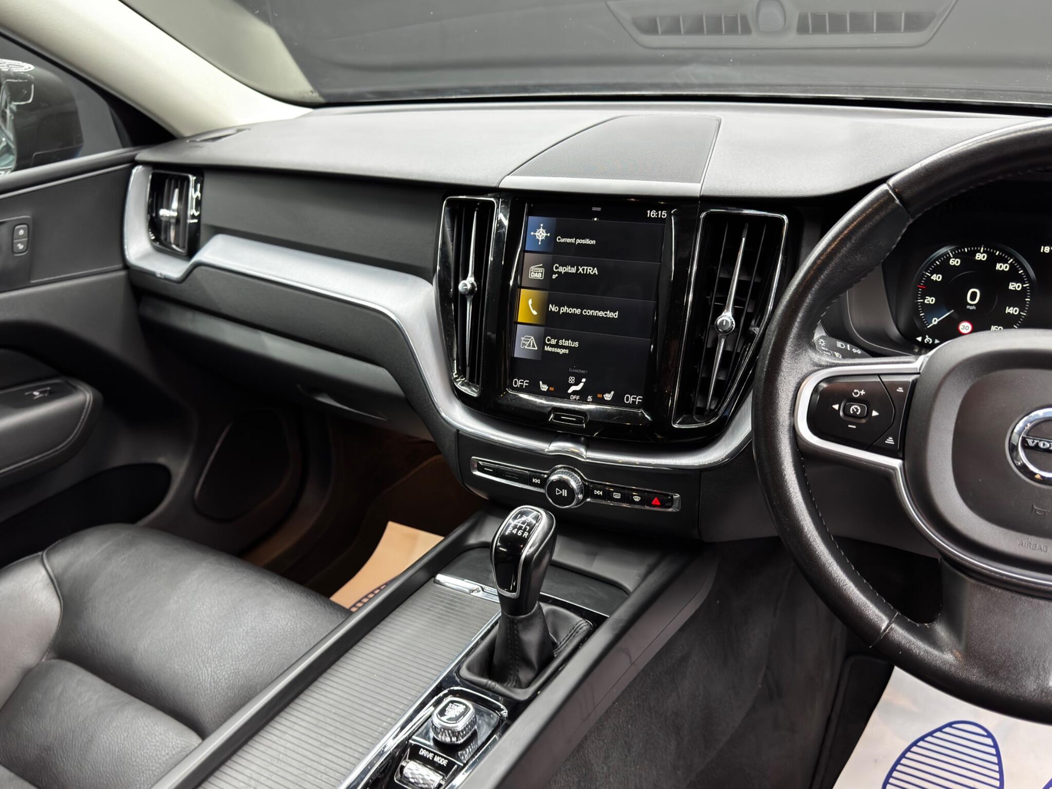 Volvo XC60 view 23