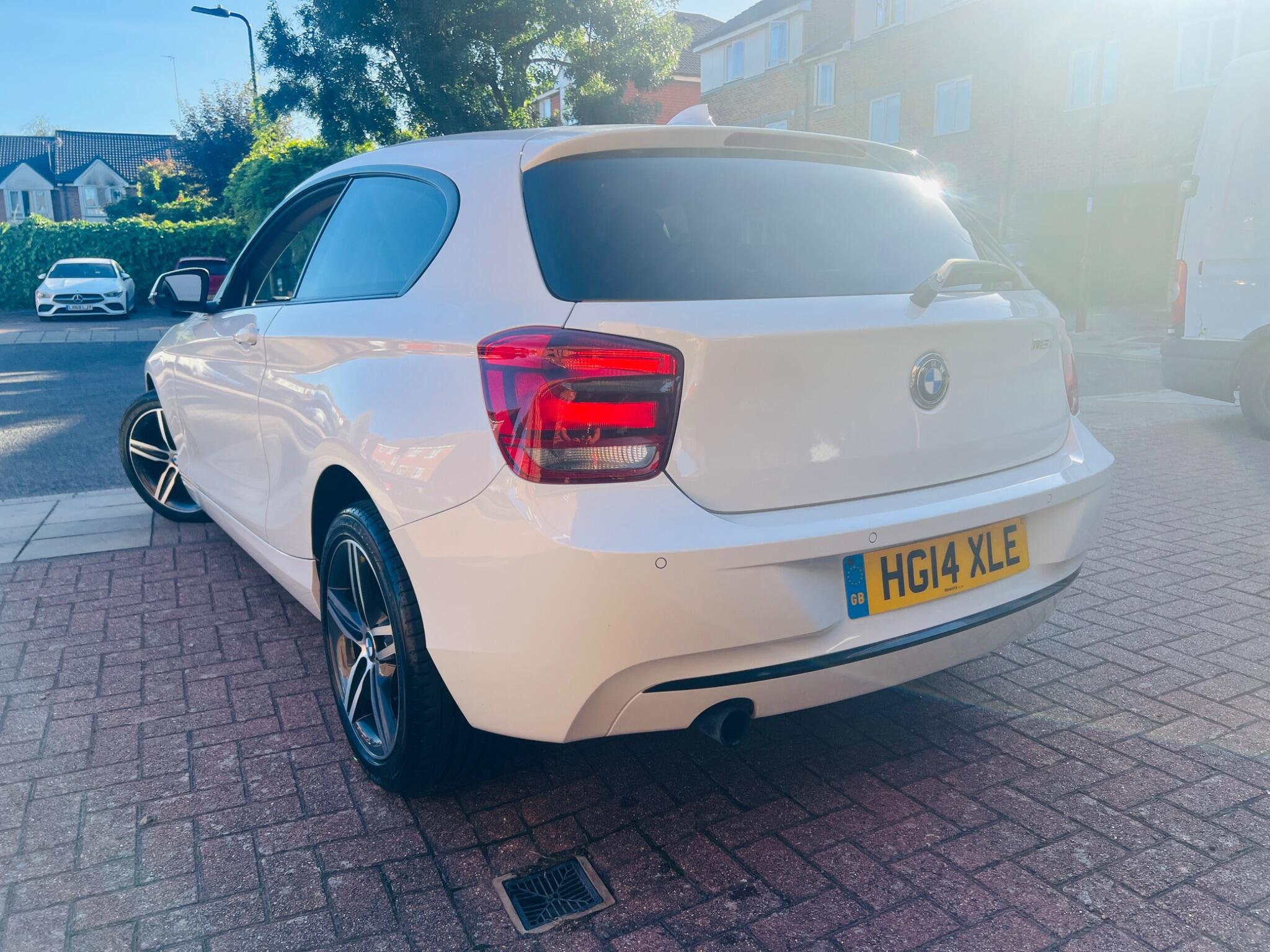 BMW 1 Series view 17