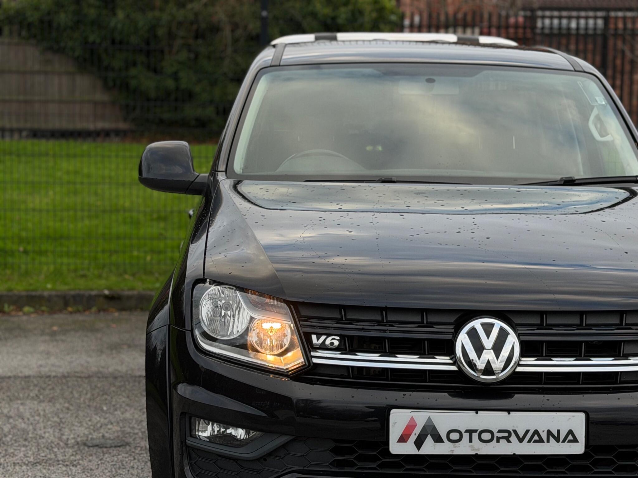 Volkswagen Amarok view 7