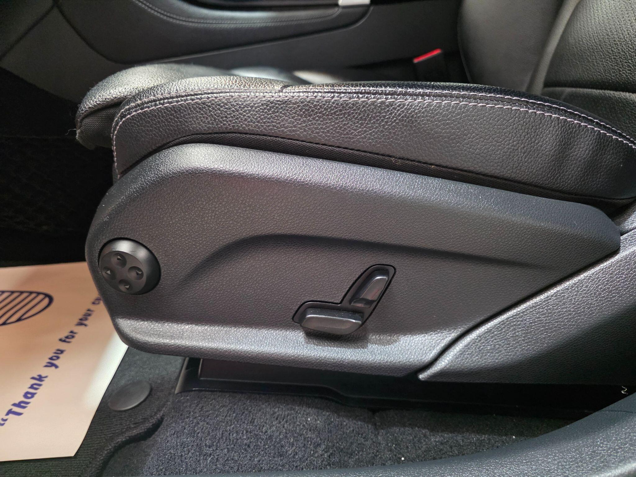 Mercedes-Benz GLC view 27