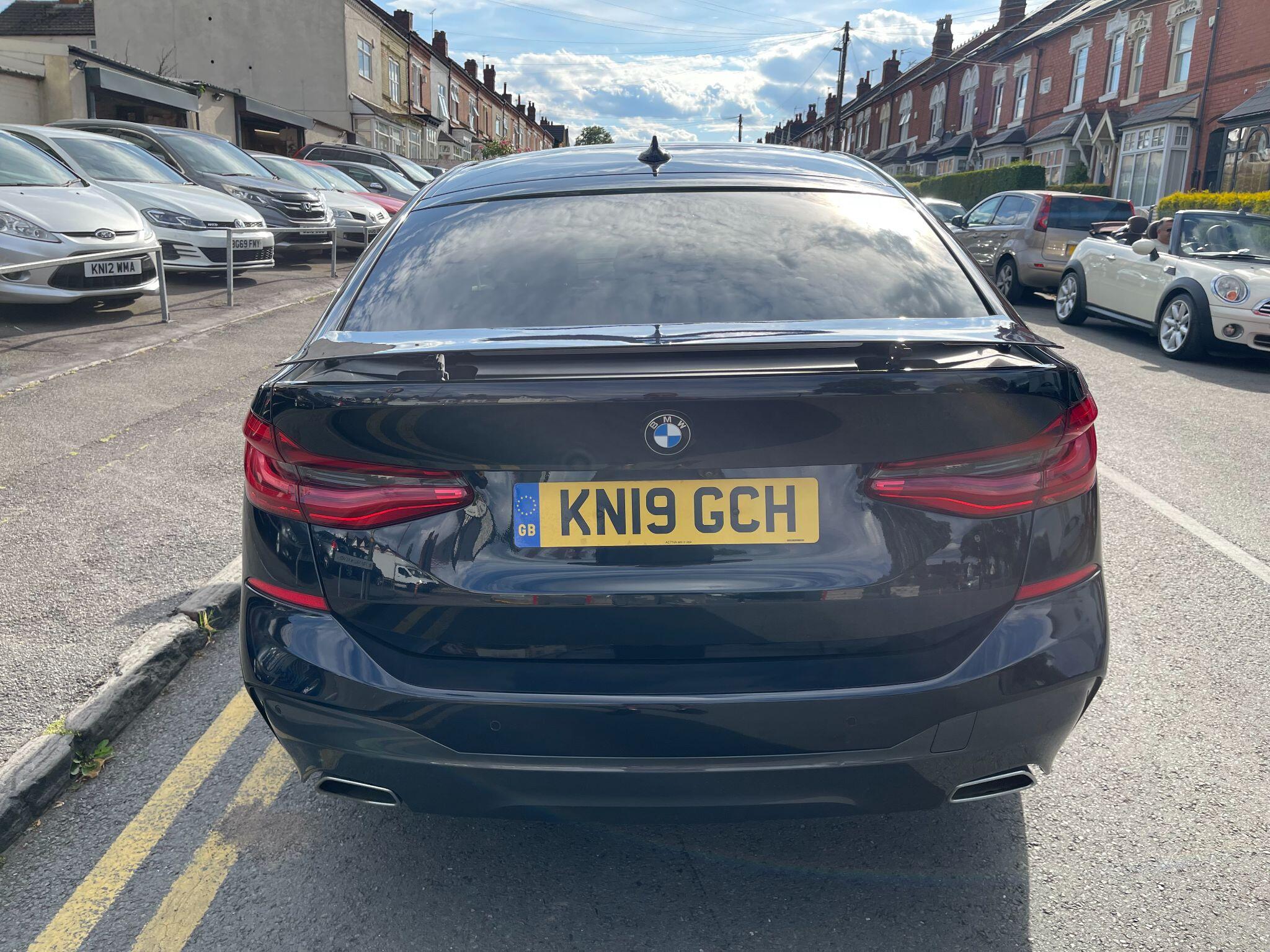 BMW 6 Series view 26