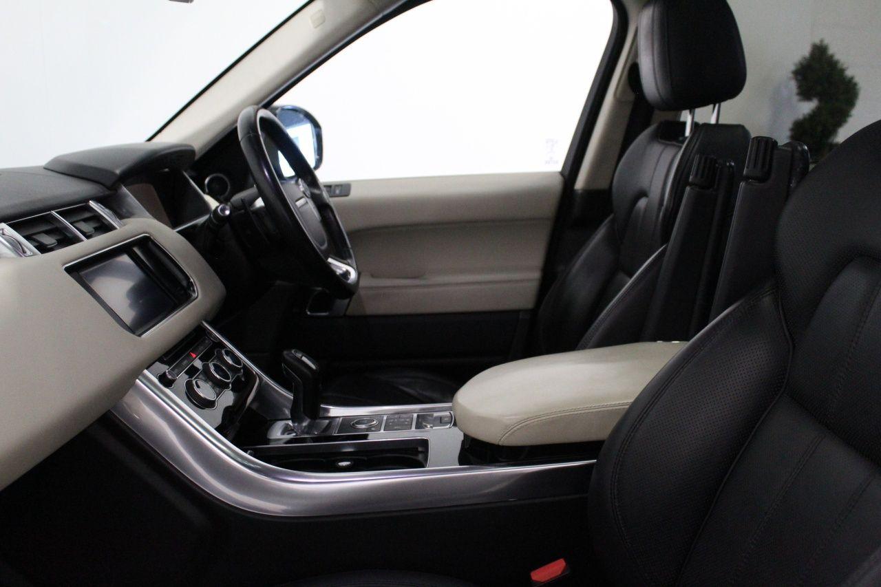 Land Rover Range Rover Sport view 41
