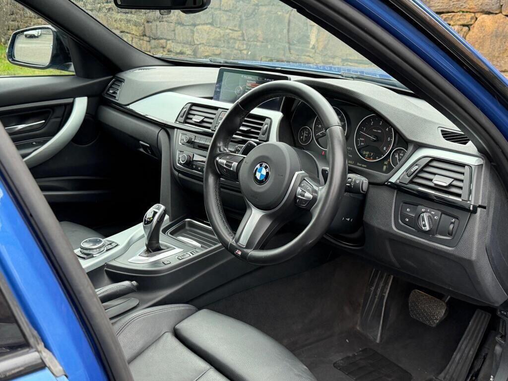 BMW 3 Series view 14