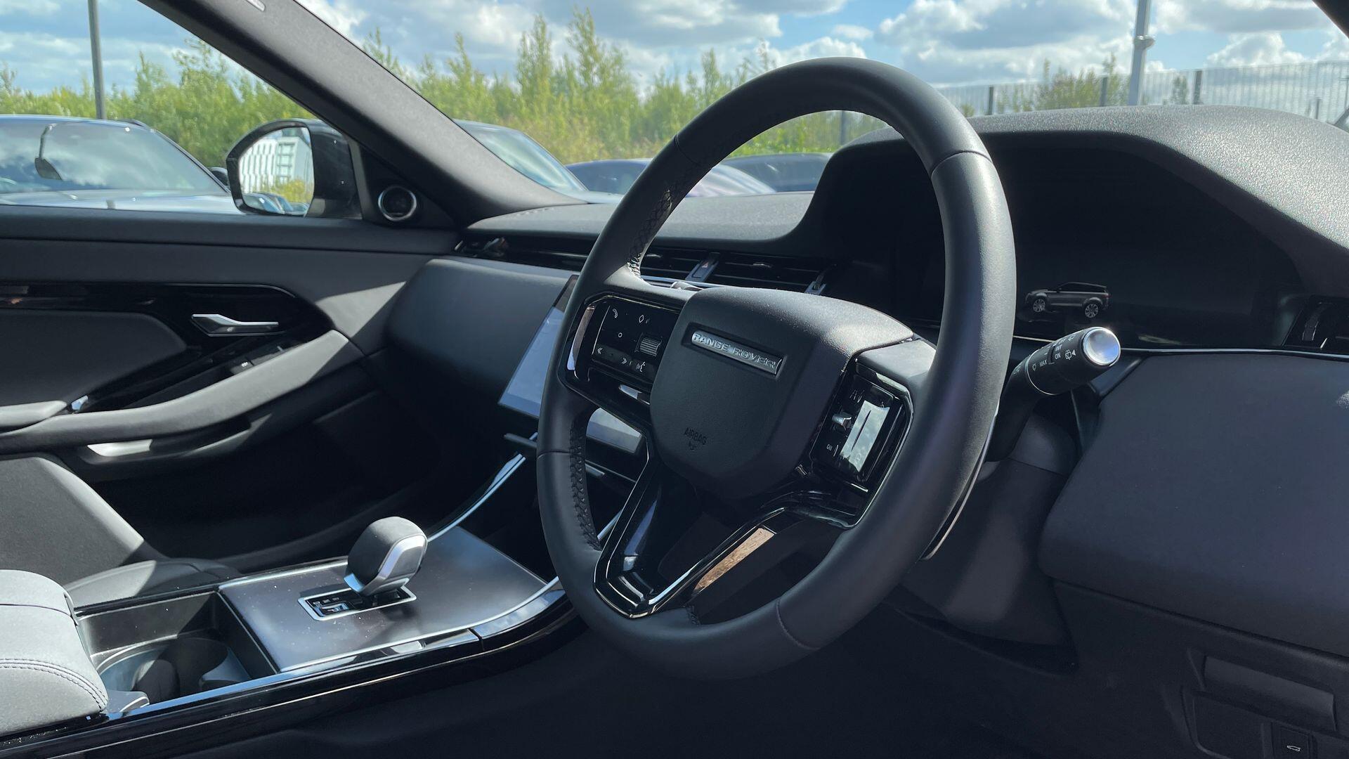 Land Rover Range Rover Evoque view 35