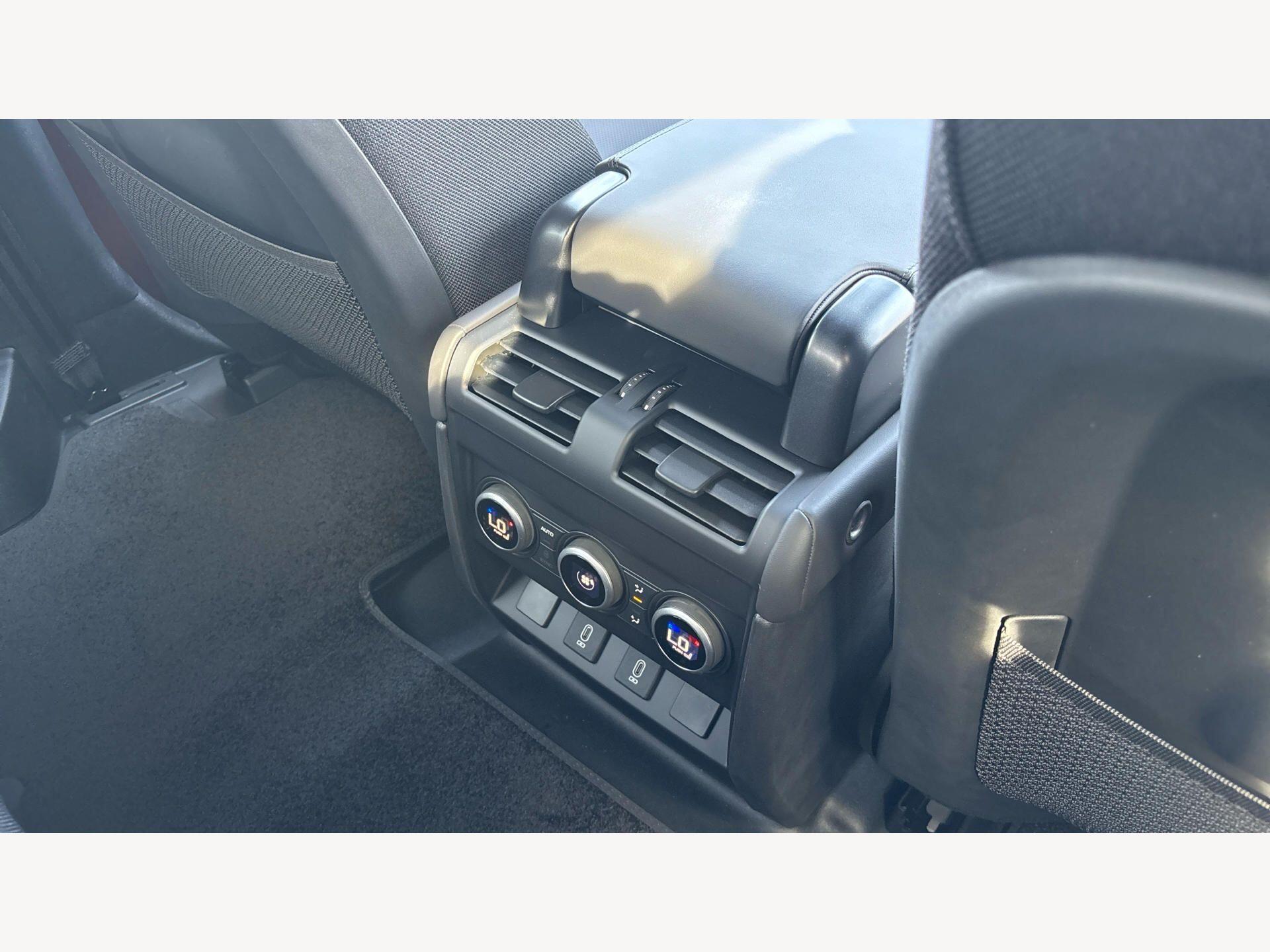 Land Rover Defender view 22