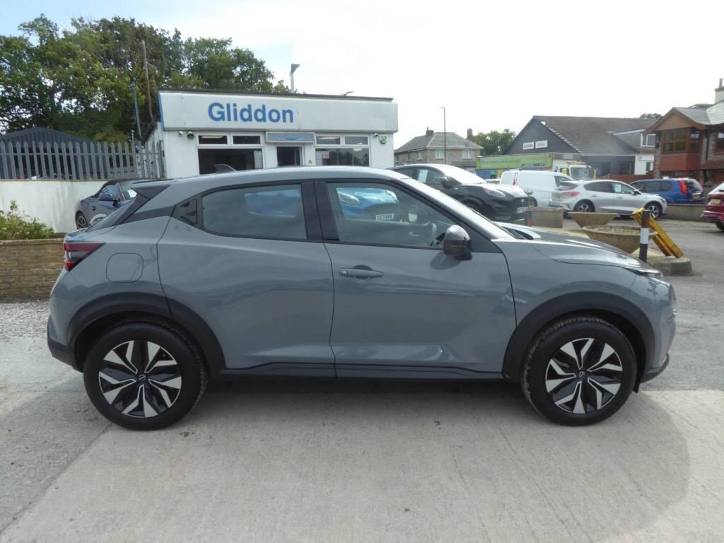 Nissan Juke view 2