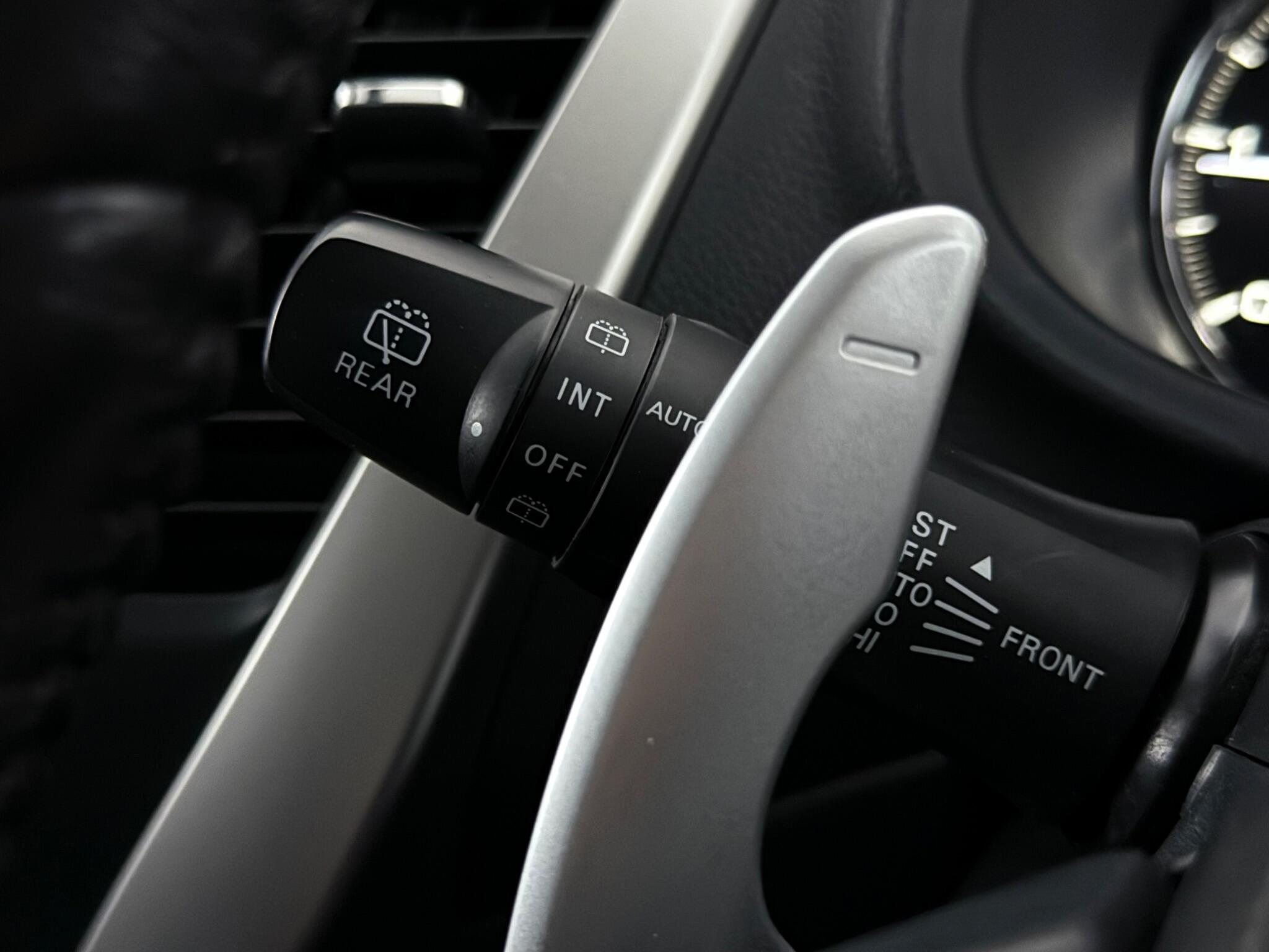 Mitsubishi Shogun Sport view 17