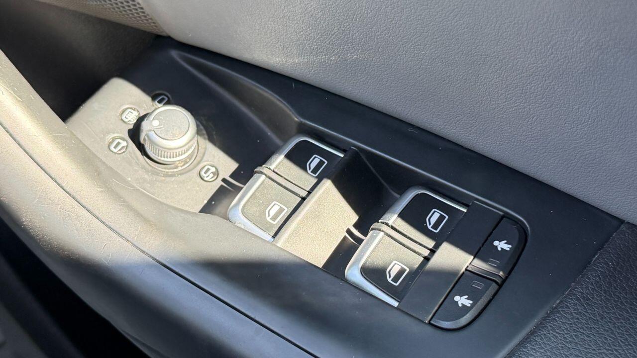 Audi Audi Q3 view 30