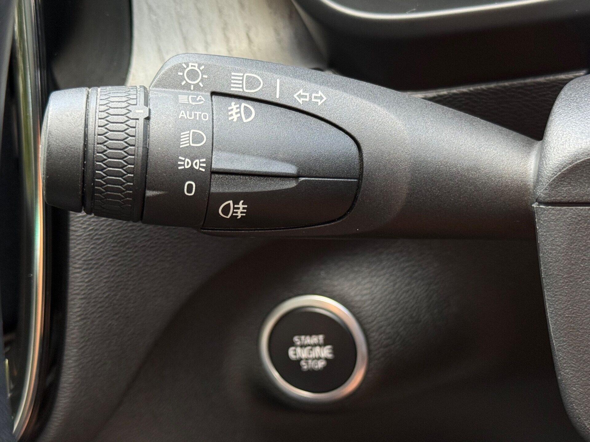 Volvo XC40 view 47