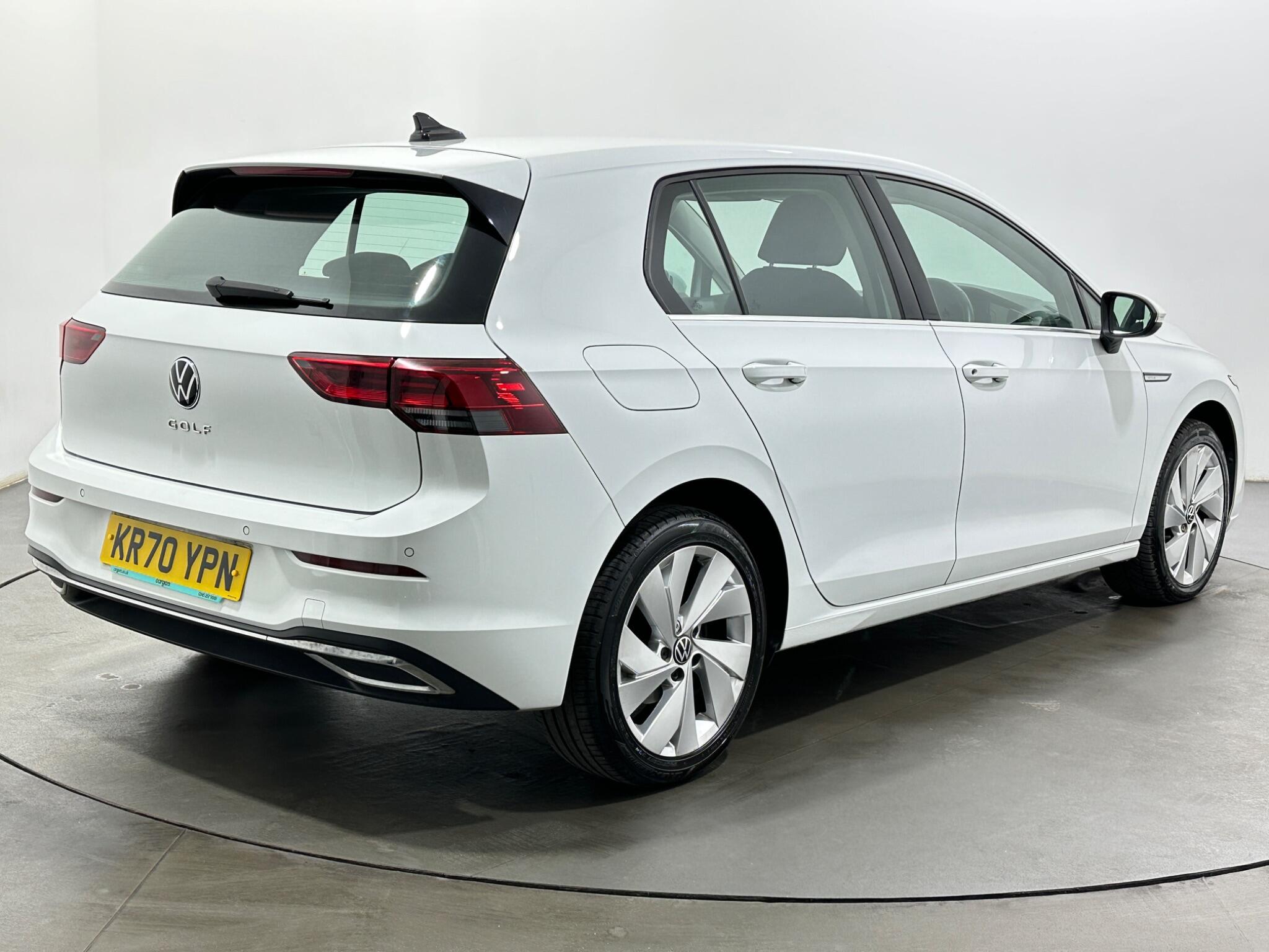 Volkswagen Golf view 8