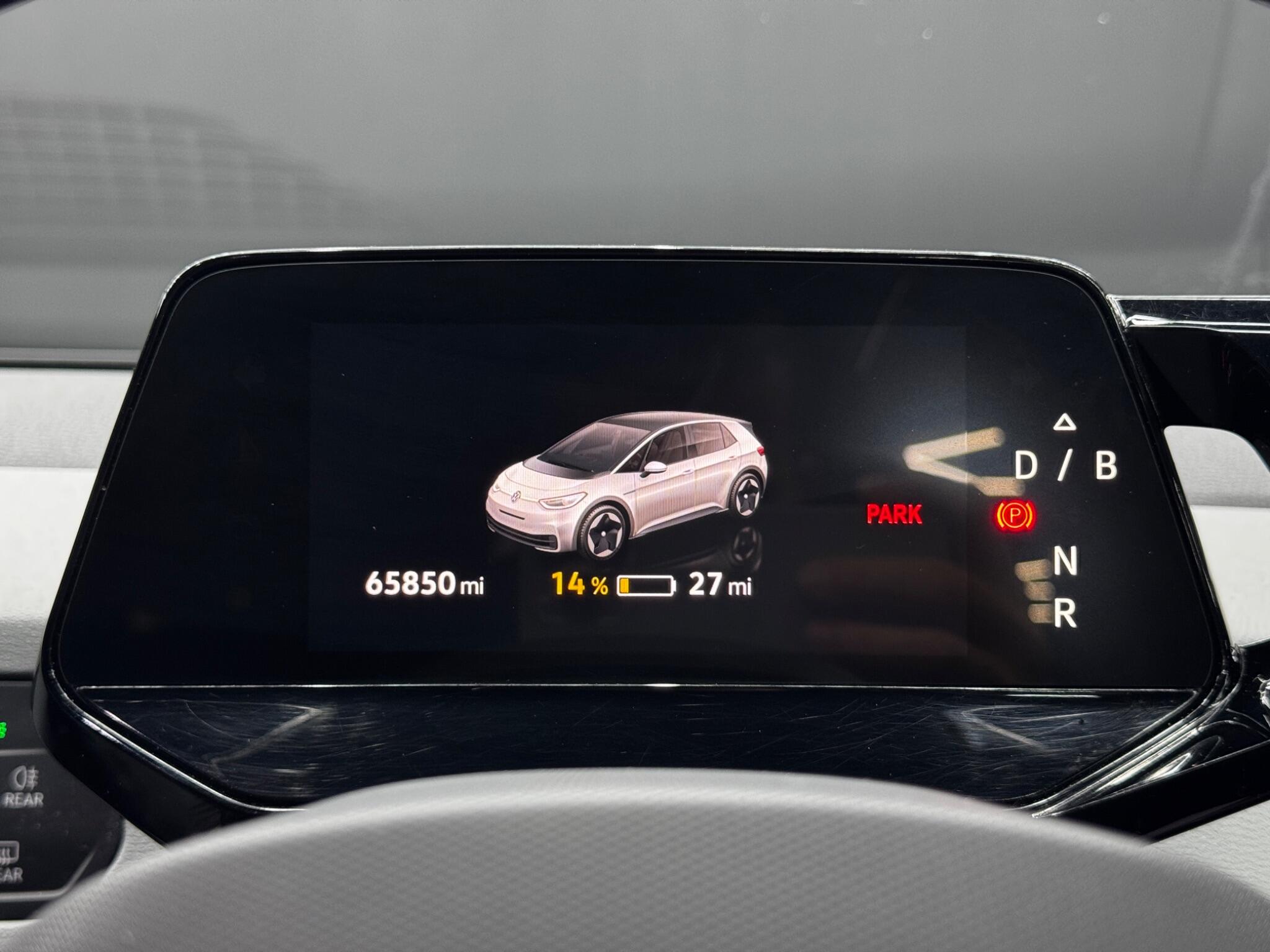 Volkswagen Id.3 view 22