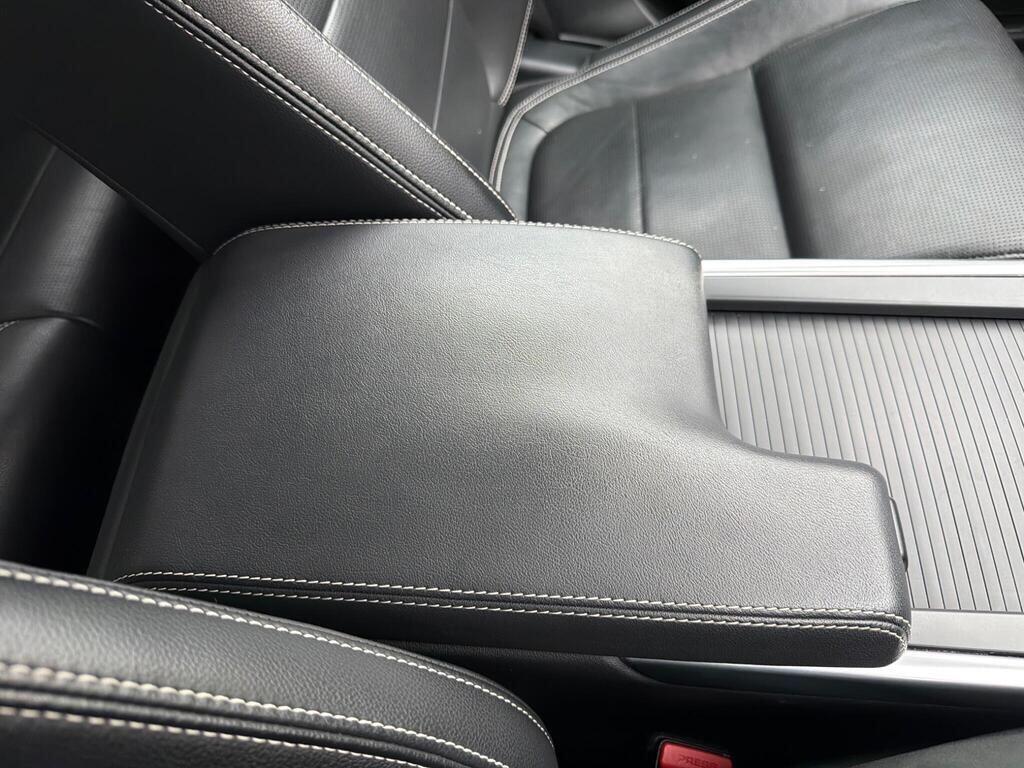 Jaguar XE view 45