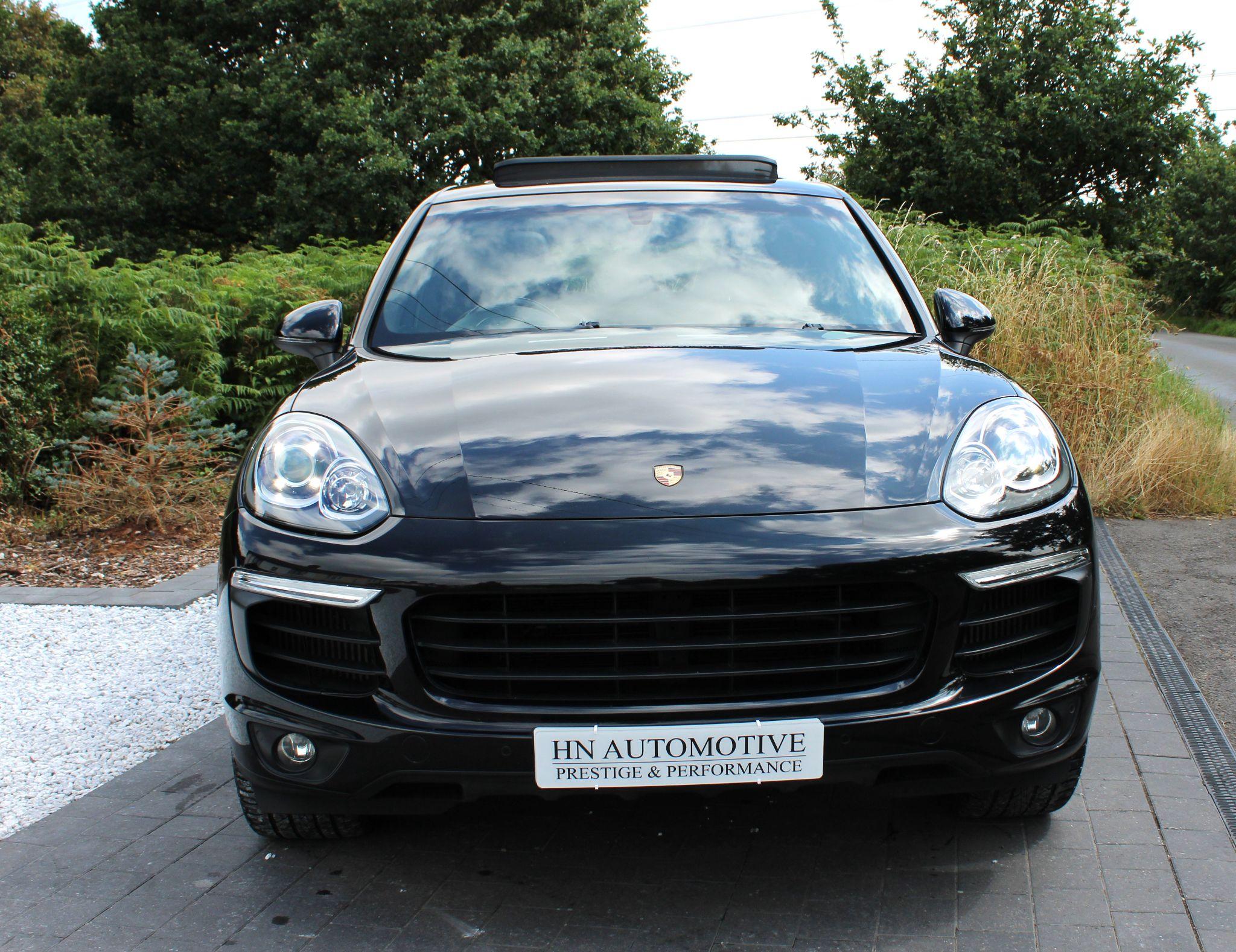 2016 Porsche Cayenne 4.2 TD V8 S TiptronicS 4WD Euro 6 (s/s) 5dr • 87,000 miles image 3