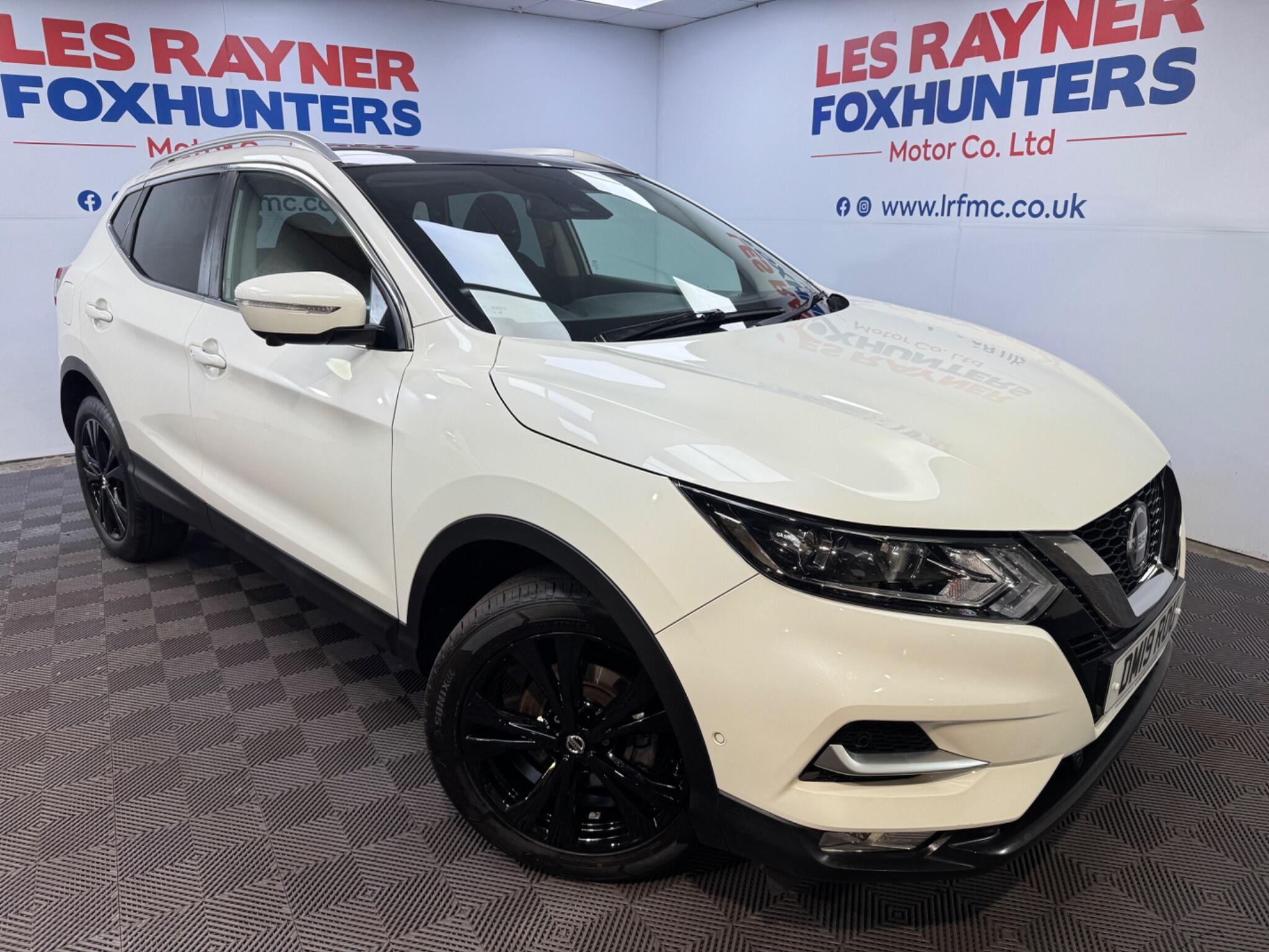 2019 Nissan Qashqai in White for sale