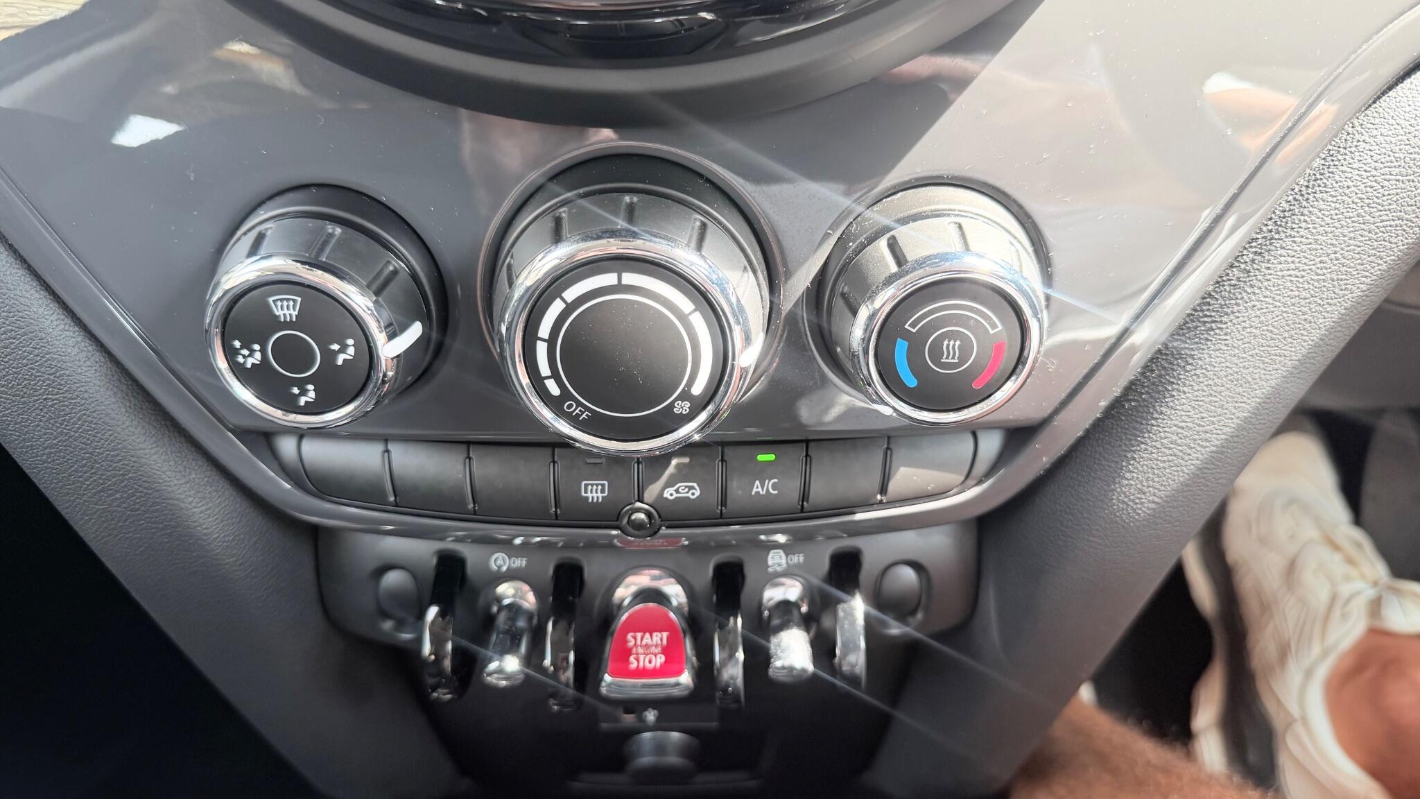 Mini Countryman view 66