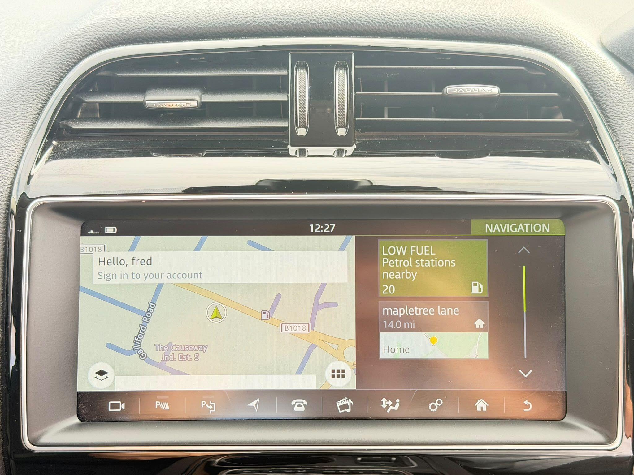 Jaguar XE view 26