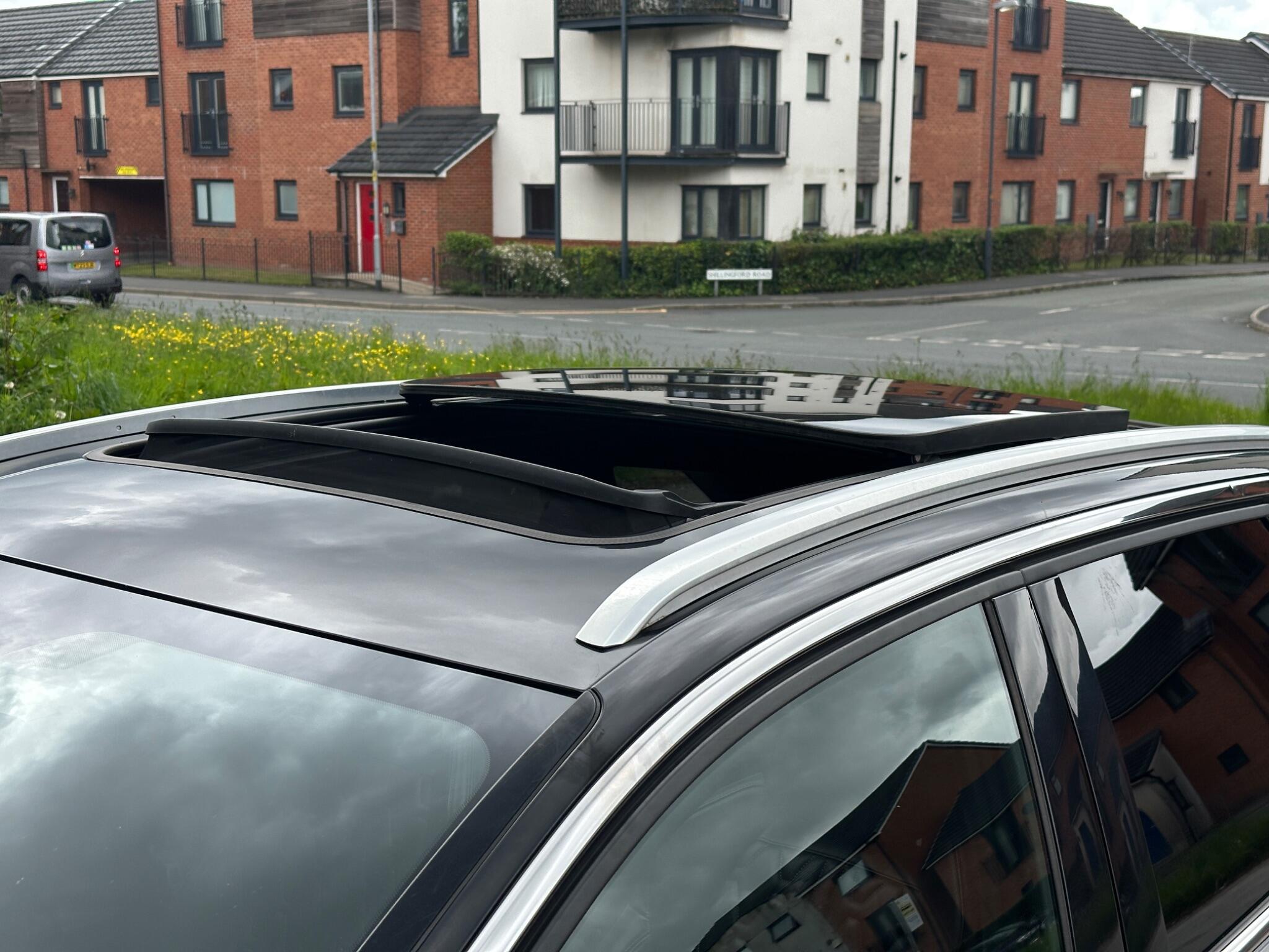 Peugeot 3008 view 12