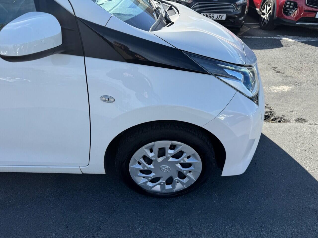 Toyota Aygo view 26
