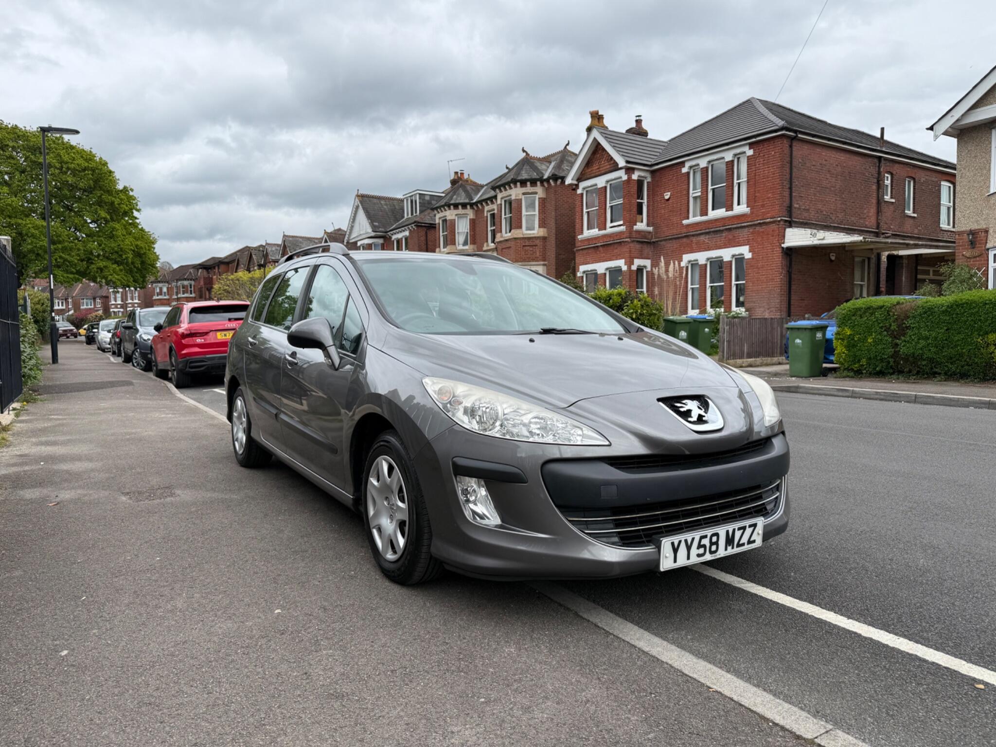 Peugeot 308 SW view 9