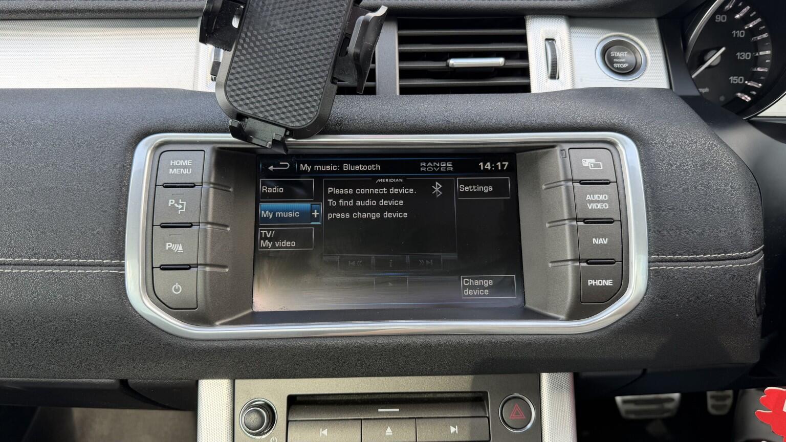 Land Rover Range Rover Evoque view 31