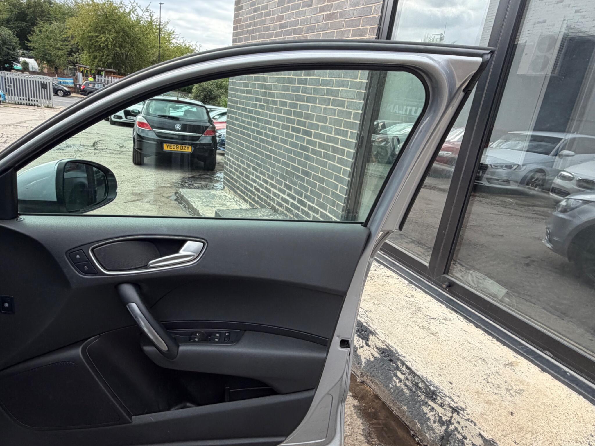 Audi A1 view 9