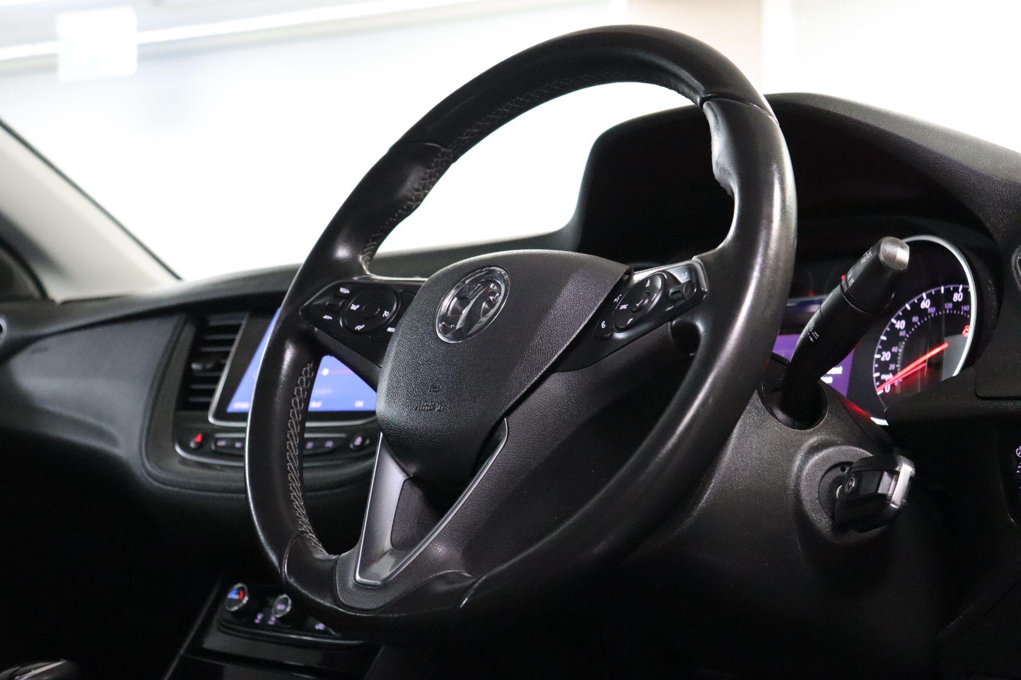 Vauxhall Grandland X view 12