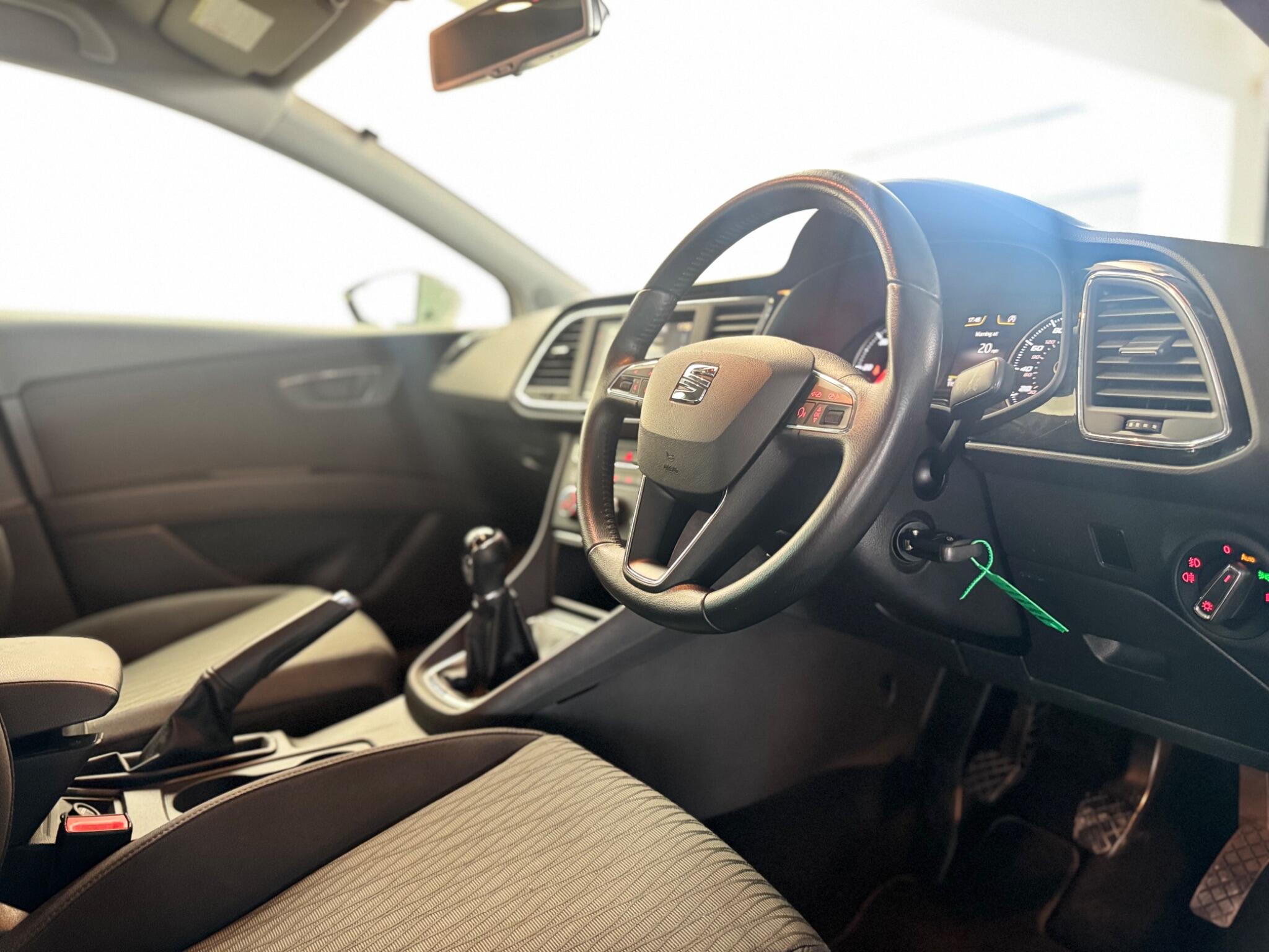 Seat Leon view 25