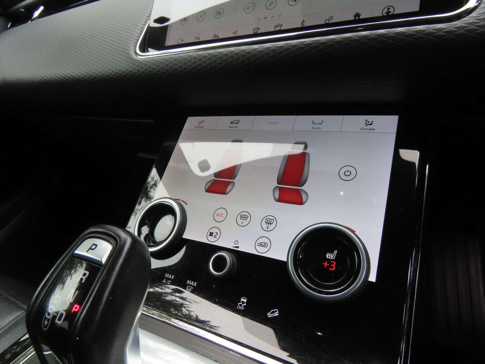 Land Rover Range Rover Evoque view 12