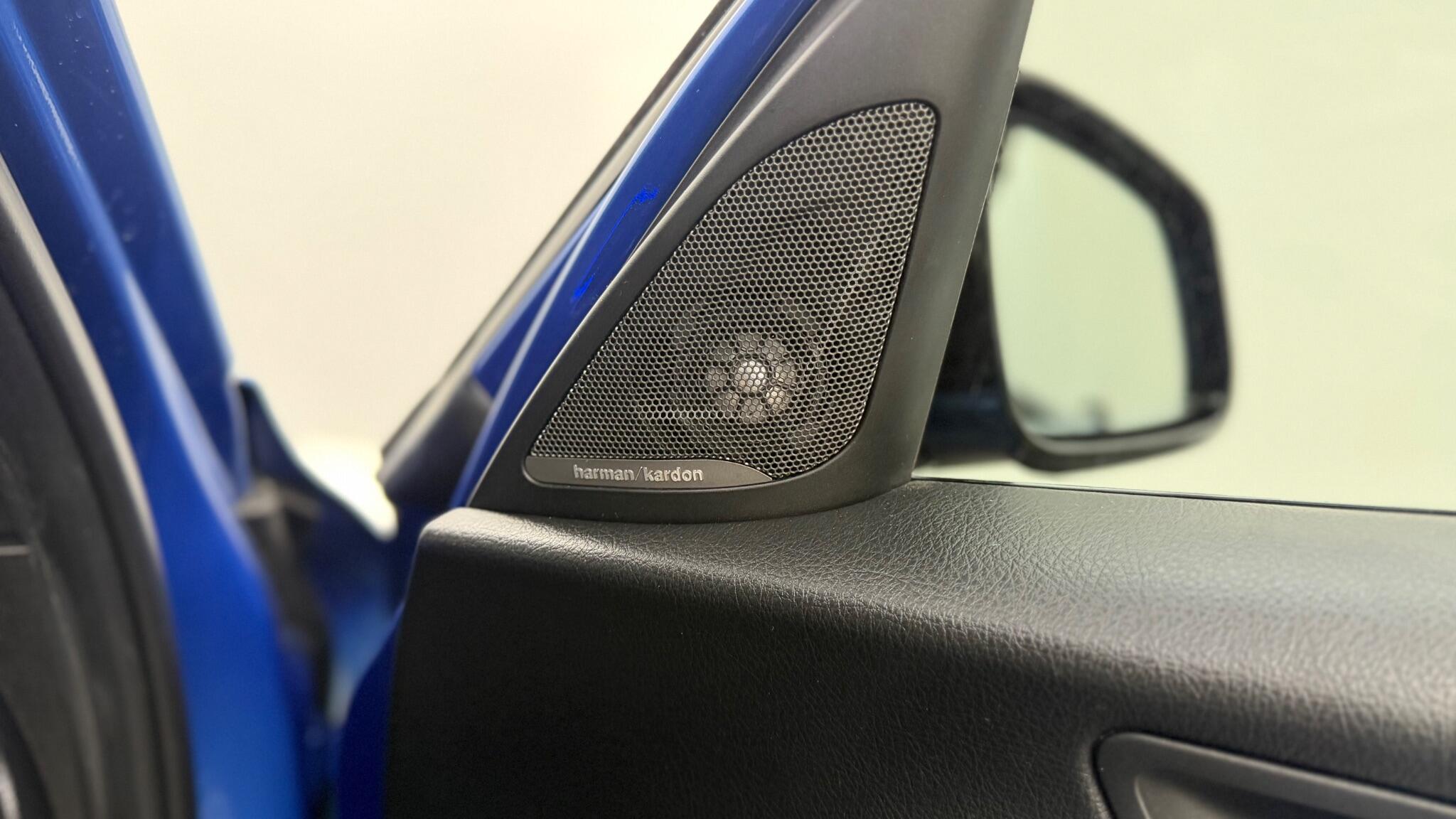 BMW 1 Series view 36