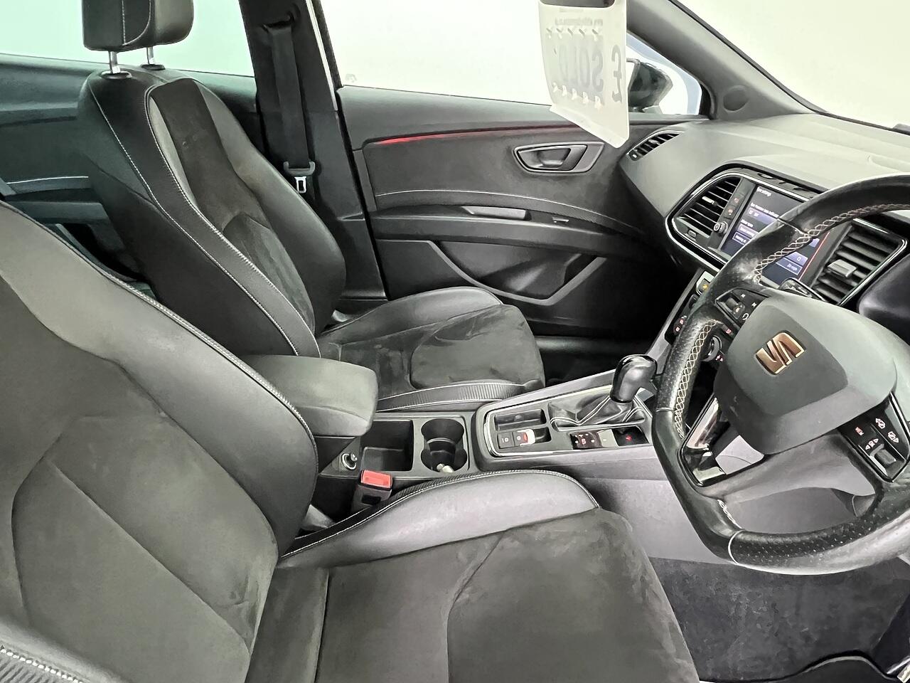 Seat Leon view 8