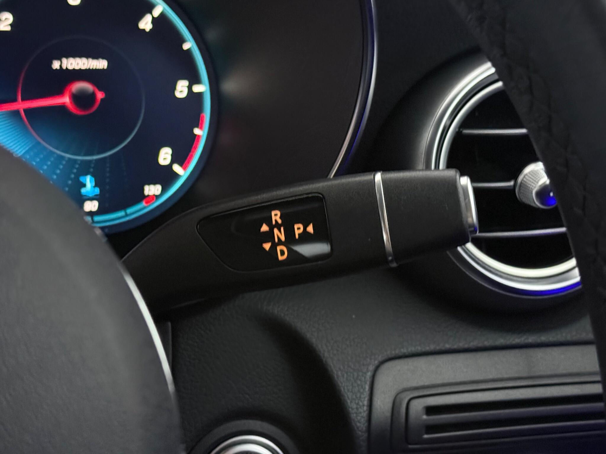 Mercedes-Benz GLC view 20