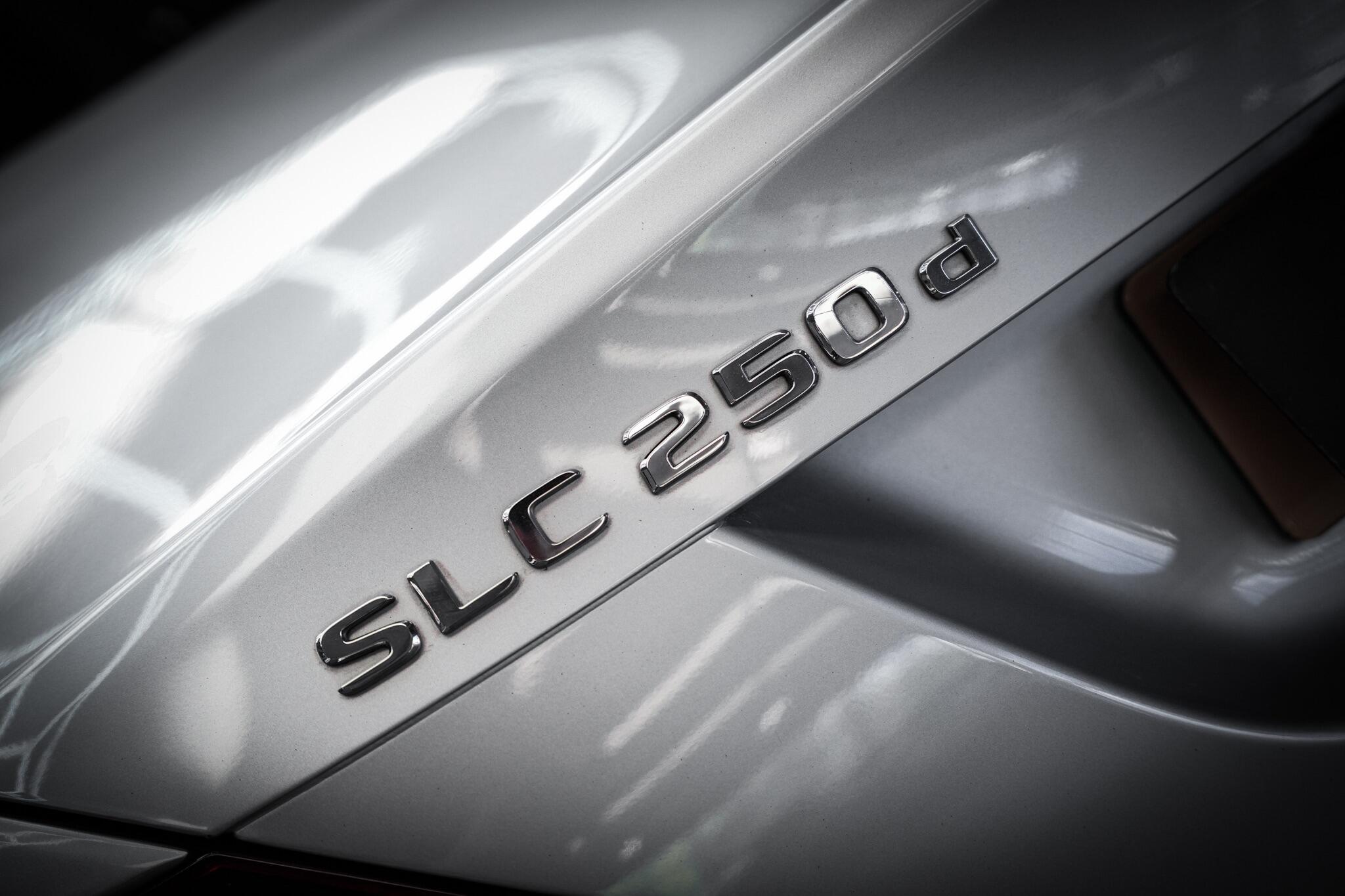 Mercedes-Benz SLC view 36