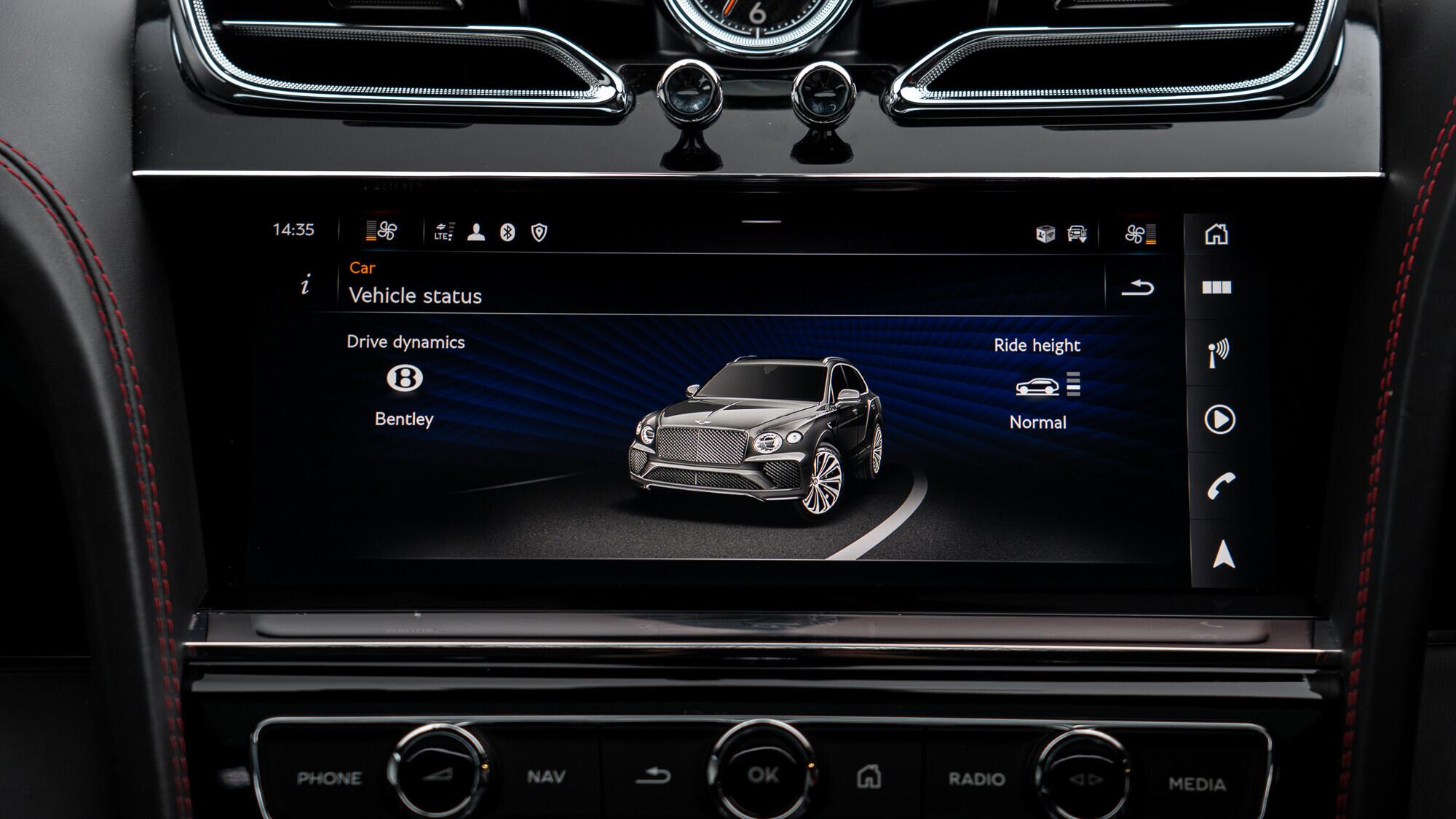 Bentley Bentayga view 23