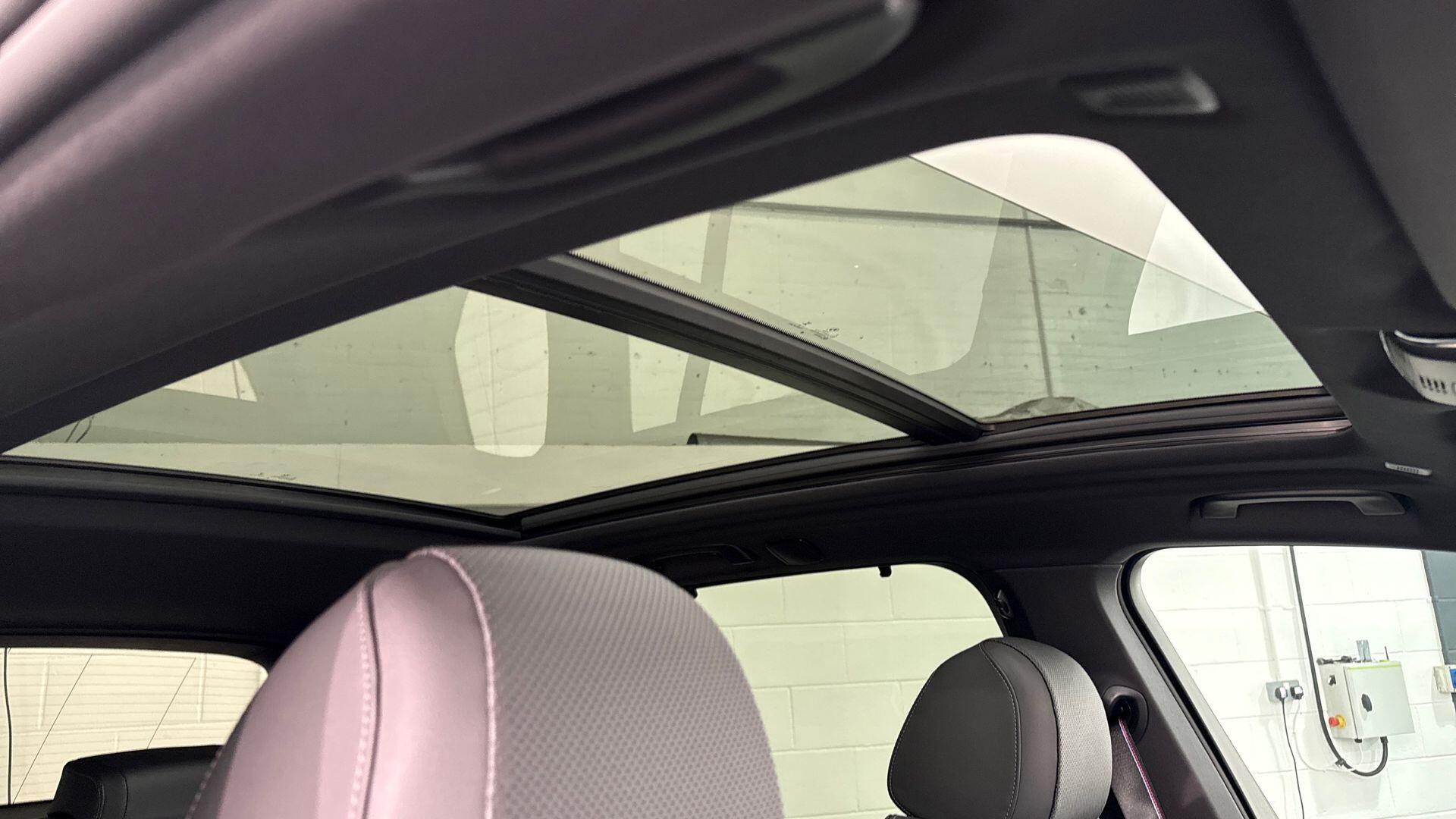 BMW X5 view 21