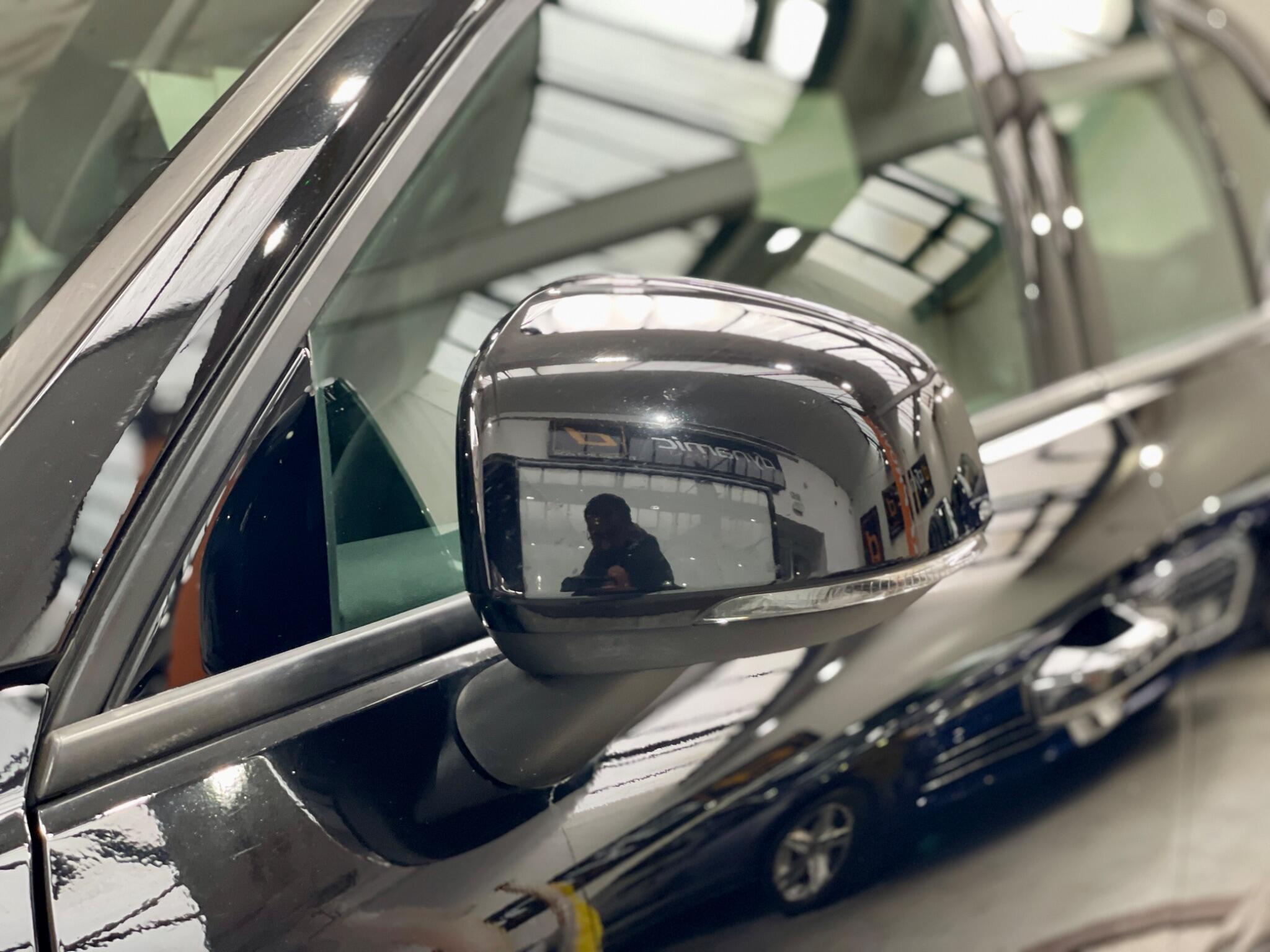 Volvo XC40 view 27