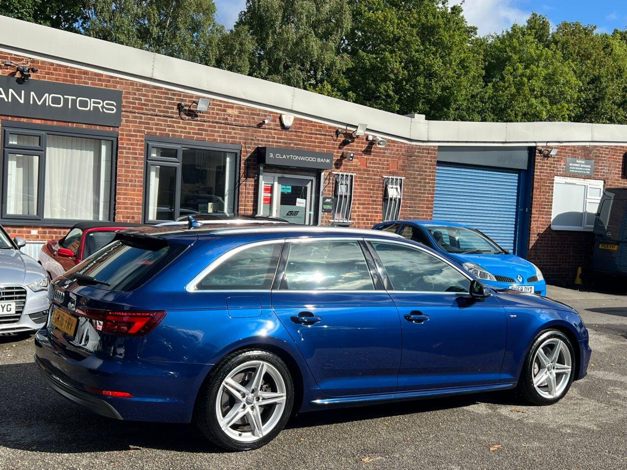 Audi A4 view 9