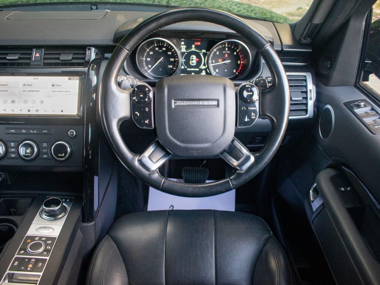 Land Rover Discovery view 24