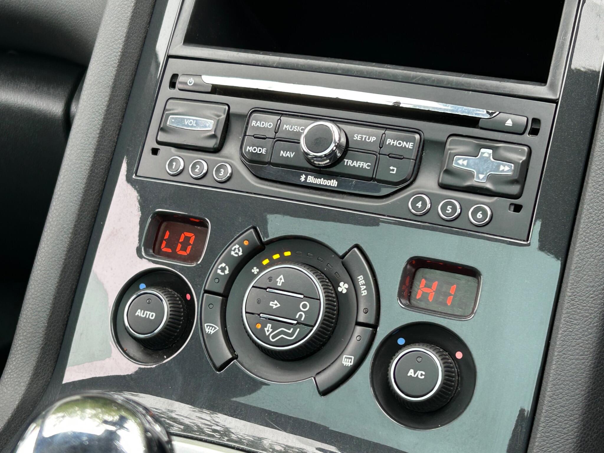 Peugeot 5008 view 27