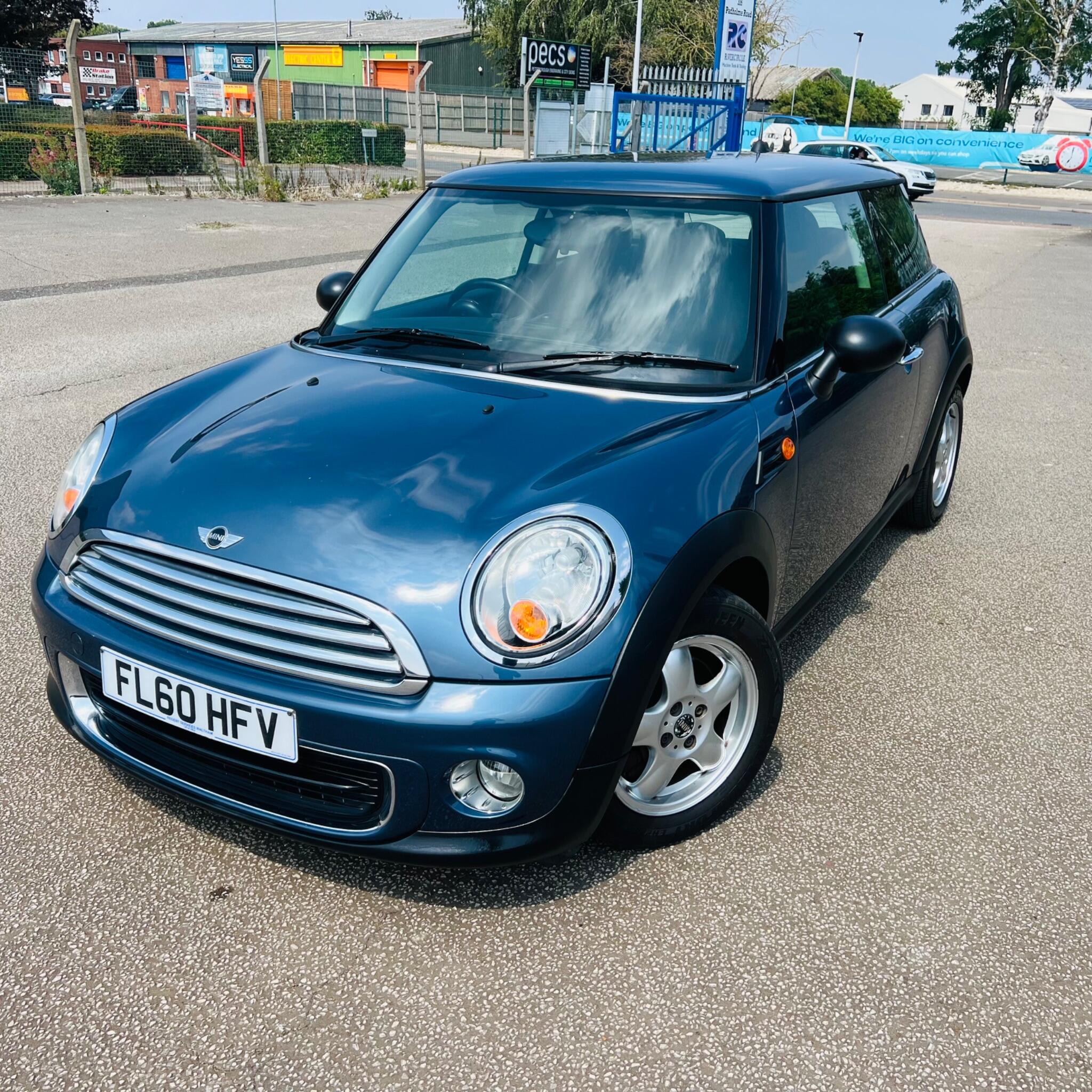 Mini Hatch view 2