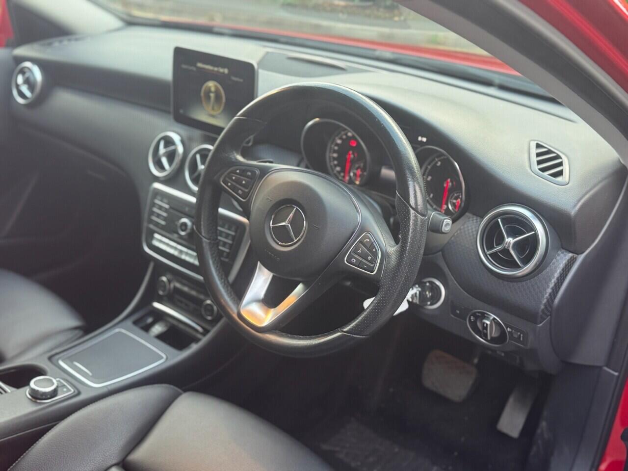 Mercedes-Benz A-Class view 9