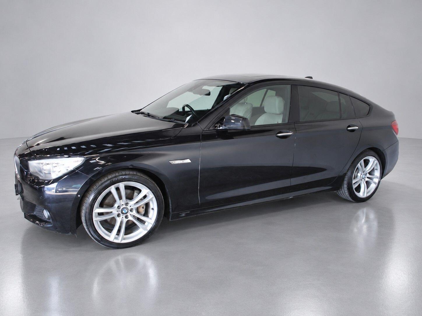 BMW 5 Series view 5