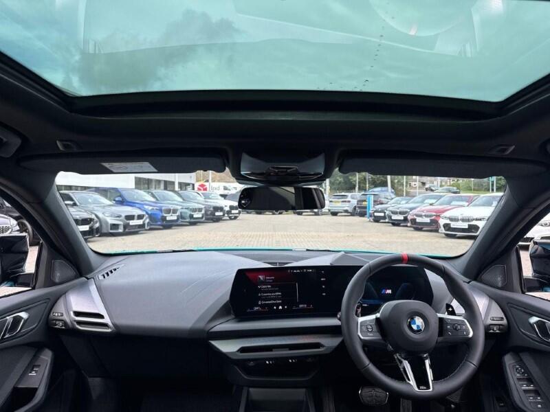 BMW 1 Series view 21