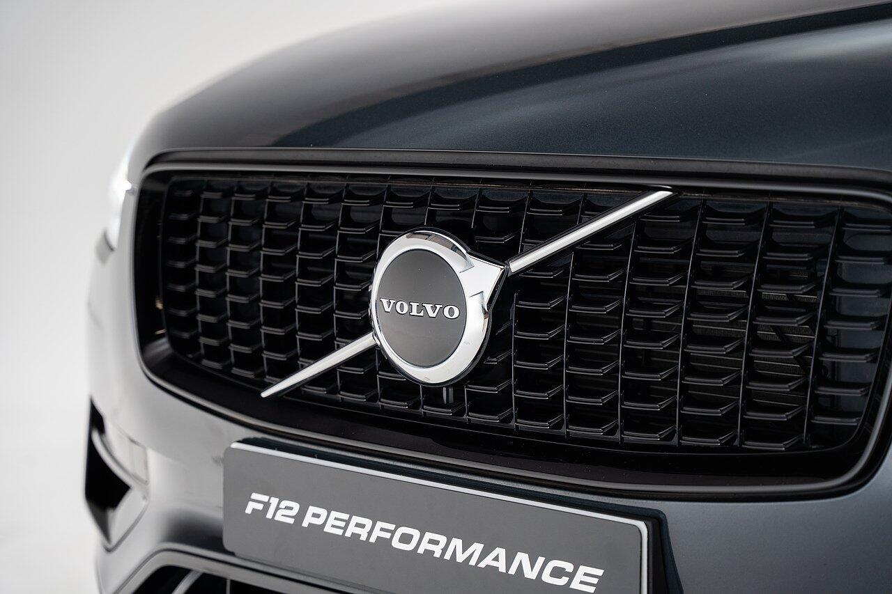 Volvo XC90 view 33