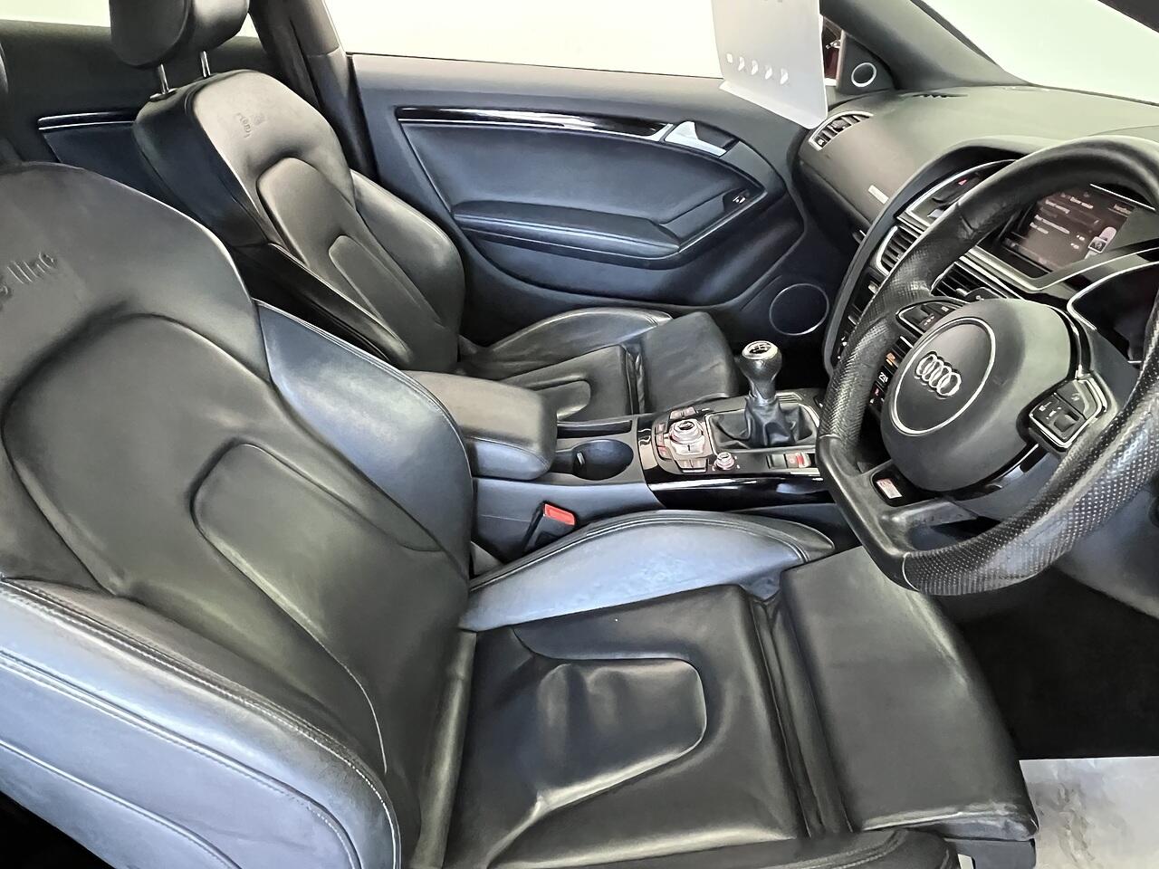 Audi A5 view 8