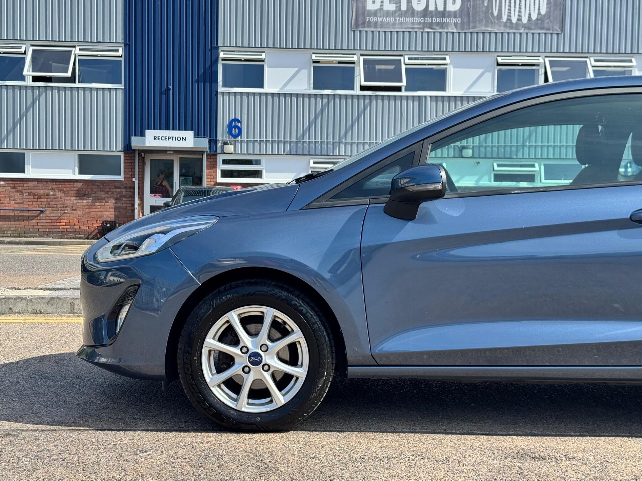 Ford Fiesta view 29