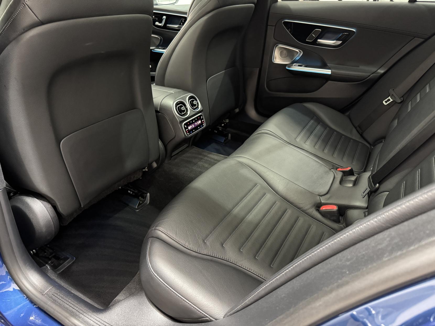 Mercedes-Benz C Class view 62