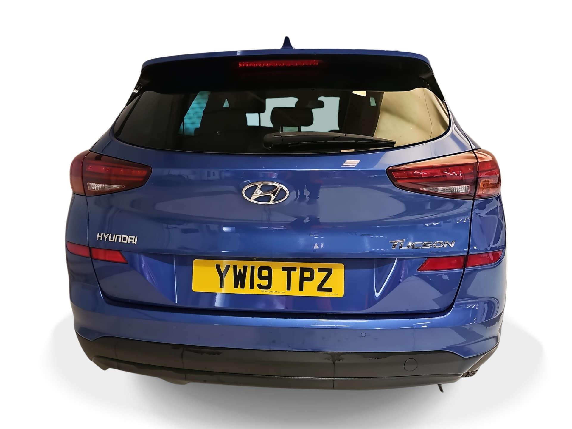Hyundai Tucson view 3