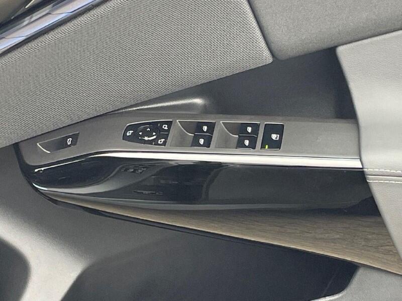 BMW X3 view 23