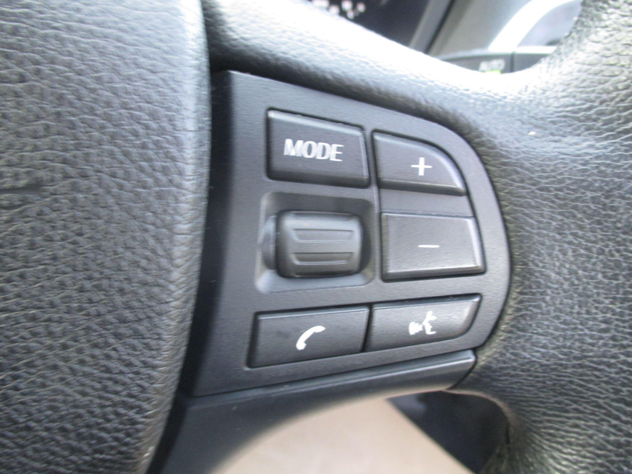 BMW 1 Series view 36